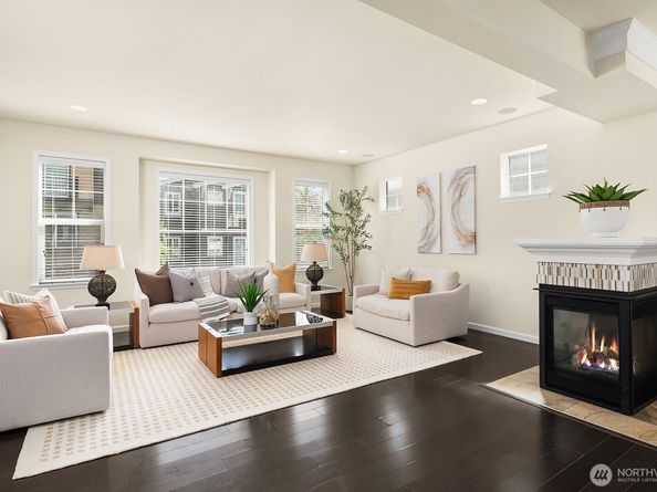 10508 SE 10th Court, Bellevue WA 98004