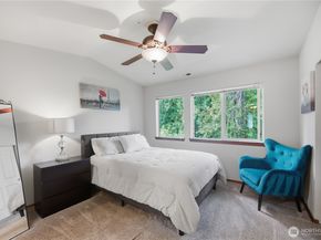 1047 215th Place SE, Bothell WA 98021