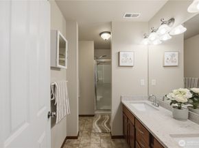 1047 215th Place SE, Bothell WA 98021