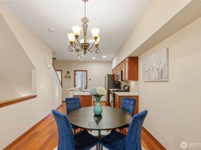 1047 215th Place SE, Bothell WA 98021