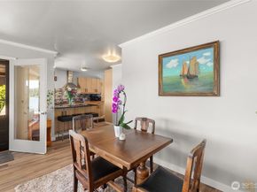 8829 SW Quartermaster Drive, Vashon WA 98070