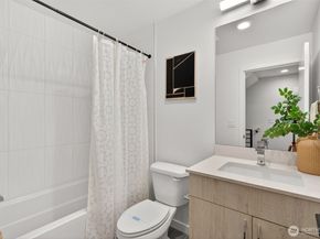 945 NW 56th Street, Seattle WA 98107