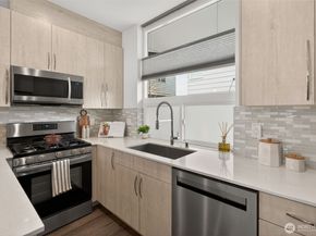 945 NW 56th Street, Seattle WA 98107
