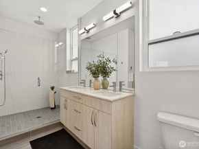 945 NW 56th Street, Seattle WA 98107