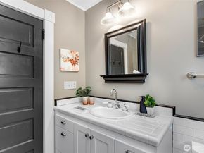 923 26th Avenue S, Seattle WA 98144