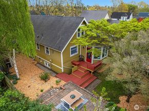 923 26th Avenue S, Seattle WA 98144