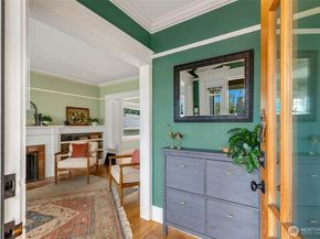 923 26th Avenue S, Seattle WA 98144