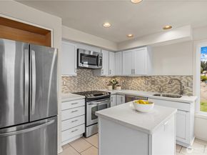 3418 W Lake Sammamish Parkway SE, Bellevue WA 98008