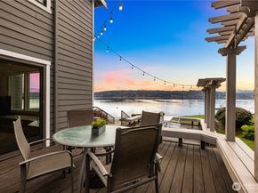 3418 W Lake Sammamish Parkway SE, Bellevue WA 98008