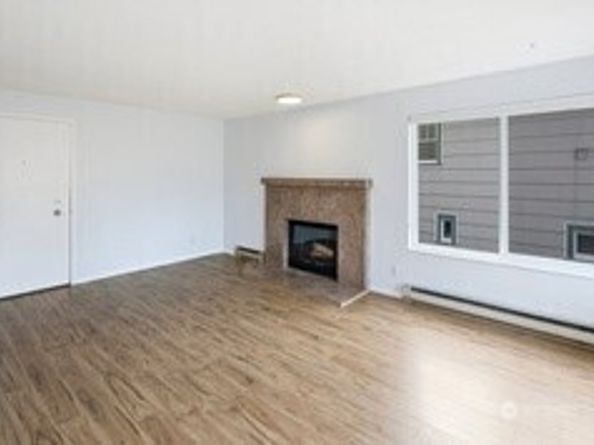 4226 Dayton Avenue N 202, Seattle WA 98103
