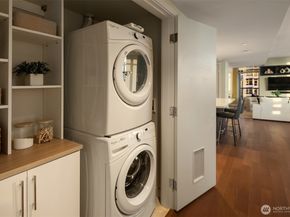 583 Battery Street 3406N, Seattle WA 98121