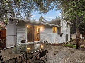 20806 23rd Avenue W, Lynnwood WA 98036