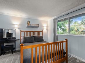 20806 23rd Avenue W, Lynnwood WA 98036