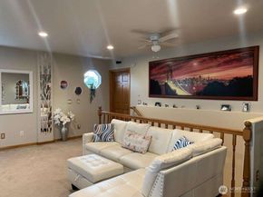 11858 SE 236th Street, Kent WA 98031