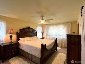 11858 SE 236th Street, Kent WA 98031