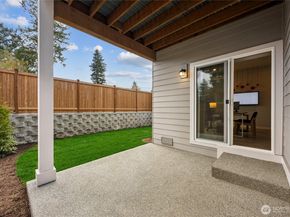 1106 138th Place SW, Lynnwood WA 98087