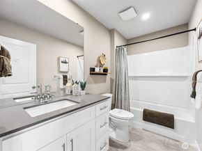 1106 138th Place SW, Lynnwood WA 98087