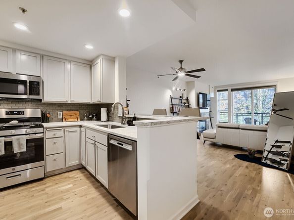 2607 Western Avenue 355, Seattle WA 98121