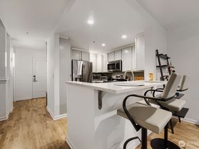 2607 Western Avenue 355, Seattle WA 98121