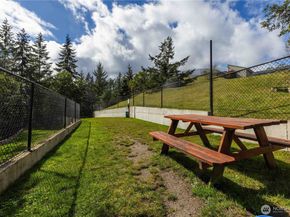 1760 W Sunn Fjord Lane F105, Bremerton WA 98312