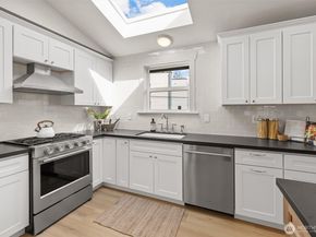 3020 17th Avenue S, Seattle WA 98144