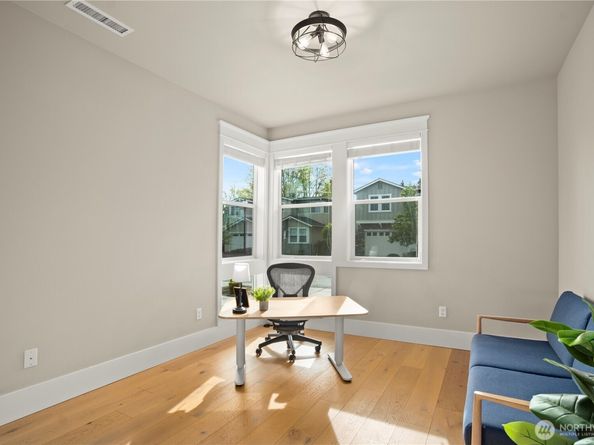 10312 134th Place NE, Kirkland WA 98033
