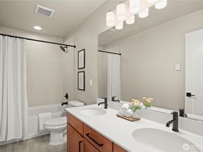 10312 134th Place NE, Kirkland WA 98033