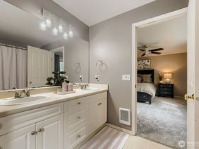 15150 140th Way SE V104, Renton WA 98058