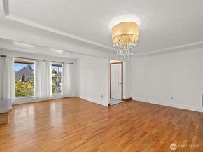 1035 Oakes Ave, Everett WA 98201