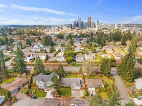 315 124th Place NE, Bellevue WA 98005
