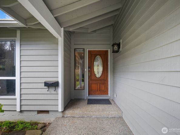 315 124th Place NE, Bellevue WA 98005