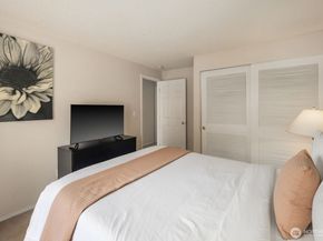 315 124th Place NE, Bellevue WA 98005