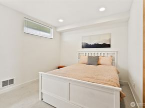 2011 NW 64th Street B, Seattle WA 98107