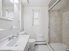 1026 Jassamine Way, Fort Lee NJ 07024