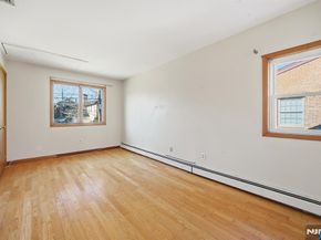 1026 Jassamine Way, Fort Lee NJ 07024