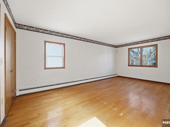 1026 Jassamine Way, Fort Lee NJ 07024