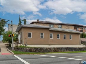 418 E Brinkerhoff Avenue, Palisades Park NJ 07650