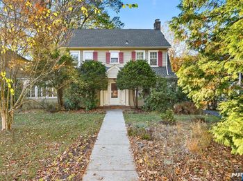 138 Knickerbocker Road