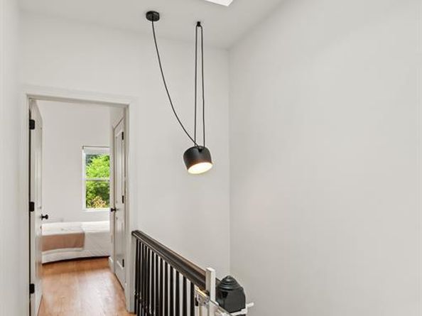 18 1/2 Highland, Jersey City NJ 07306