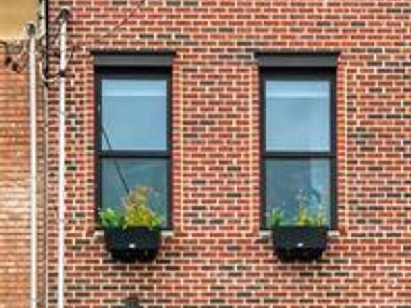 18 1/2 Highland, Jersey City NJ 07306