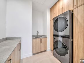 577 Floyd Street, Englewood Cliffs NJ 07632
