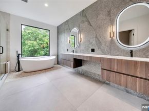 577 Floyd Street, Englewood Cliffs NJ 07632