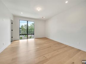 577 Floyd Street, Englewood Cliffs NJ 07632