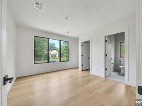 577 Floyd Street, Englewood Cliffs NJ 07632