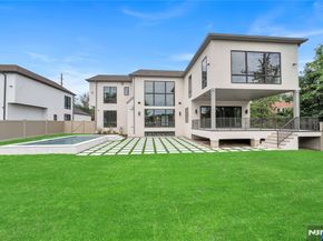 577 Floyd Street, Englewood Cliffs NJ 07632