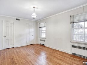 353 Oakdene Avenue, Leonia NJ 07605
