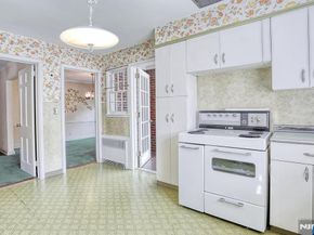 353 Oakdene Avenue, Leonia NJ 07605