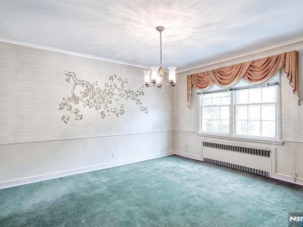 353 Oakdene Avenue, Leonia NJ 07605