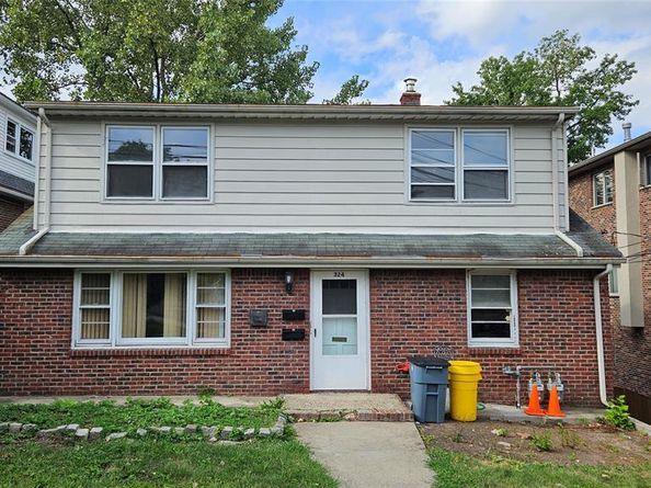 324 E Palisades Boulevard, Palisades Park NJ 07650