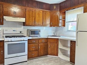 324 E Palisades Boulevard, Palisades Park NJ 07650